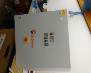 Control cabinet eggcollection